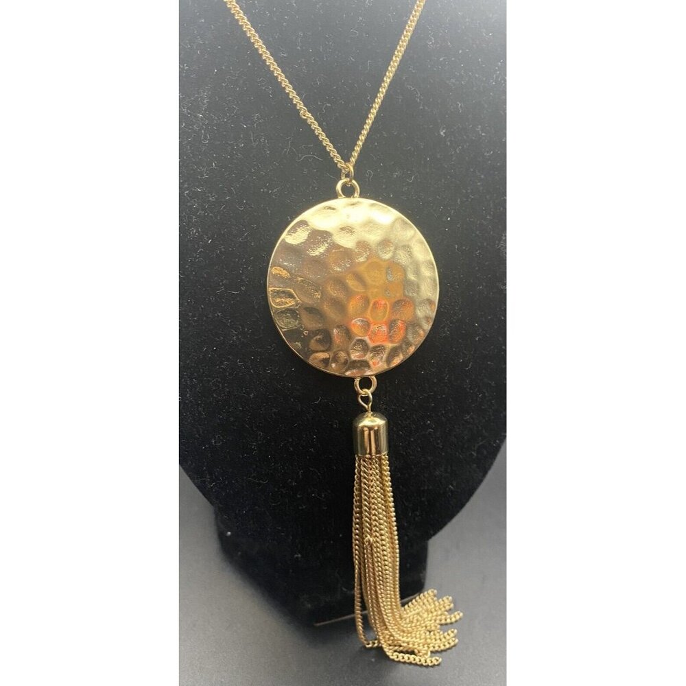 Necklace W/Tassel Long Hammered Metal Medallion Yellow Gold Tone Pendant 32" - Picture 2 of 4